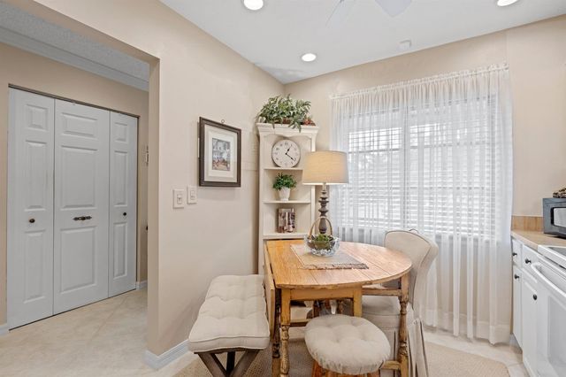 21734 Arriba Real 32b, Boca Raton, FL 33433
