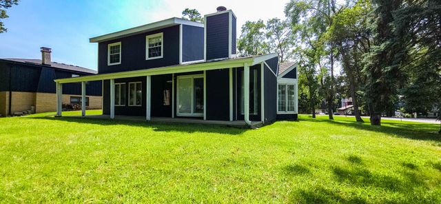1473 Happy Valley Road, Crown Point, IN 46307