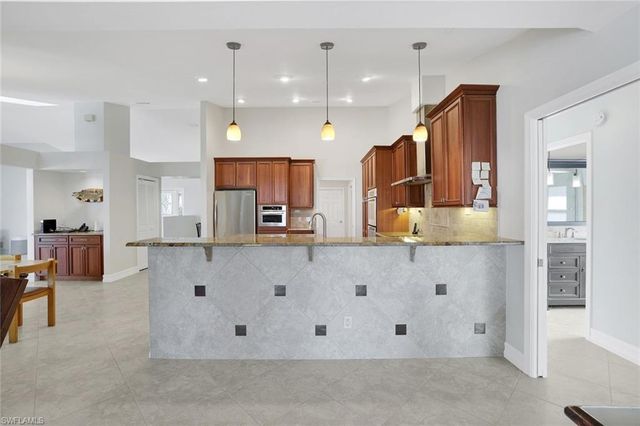 1819 Princess CT, Naples, FL 34110