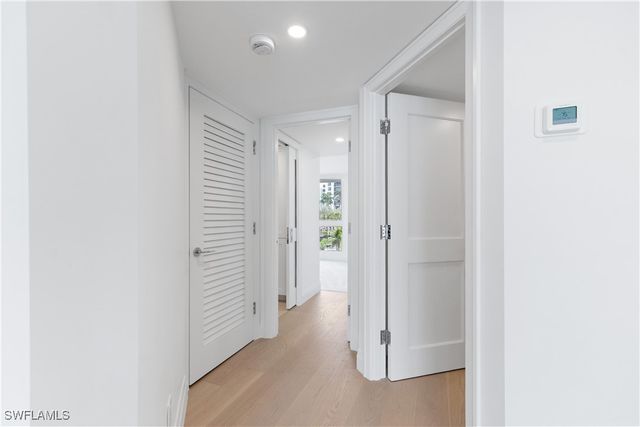 2388 Gulf Shore BLVD N 204, Naples, FL 34103