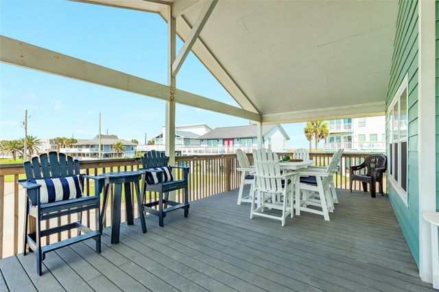 16906 Beachcomber Drive, Jamaica Beach, TX 77554