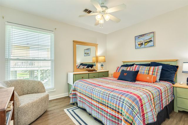 16906 Beachcomber Drive, Jamaica Beach, TX 77554