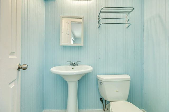 16906 Beachcomber Drive, Jamaica Beach, TX 77554