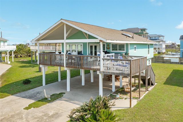 16906 Beachcomber Drive, Jamaica Beach, TX 77554