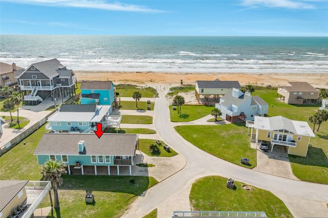 16906 Beachcomber Drive, Jamaica Beach, TX 77554