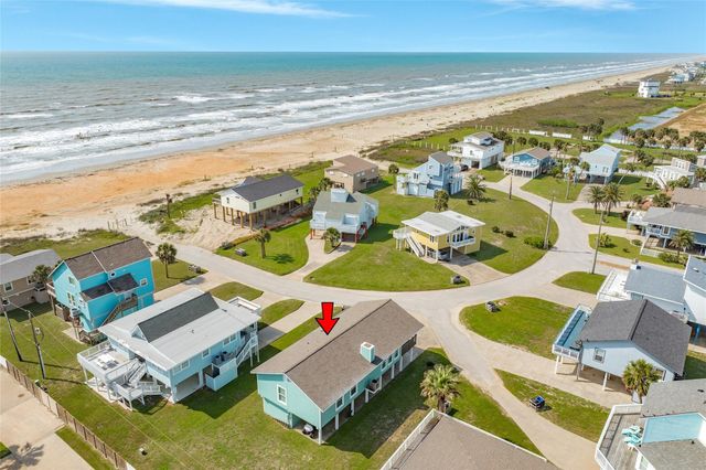 16906 Beachcomber Drive, Jamaica Beach, TX 77554