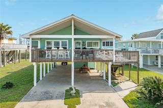 16906 Beachcomber Drive, Jamaica Beach, TX 77554