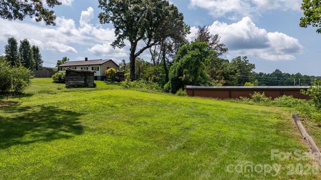 191 Power Street, Hudson, NC 28638