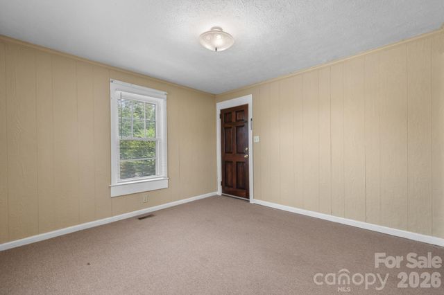 191 Power Street, Hudson, NC 28638