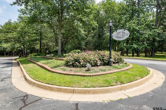 4028 Hanover Place, Tyler, TX 75701