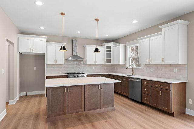 2132 Pradera Trail, Chesterton, IN 46304