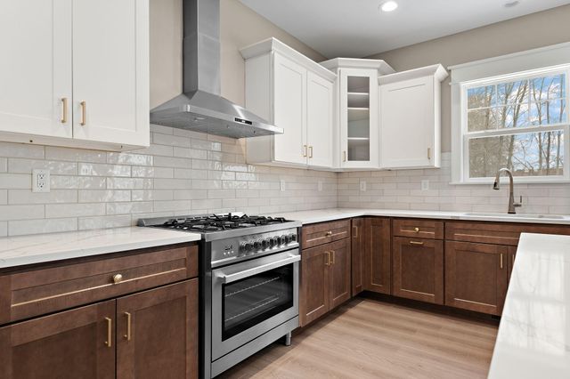 2132 Pradera Trail, Chesterton, IN 46304