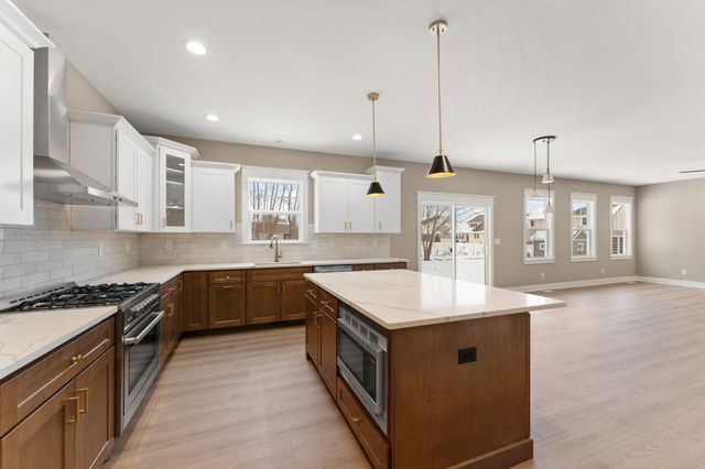 2132 Pradera Trail, Chesterton, IN 46304