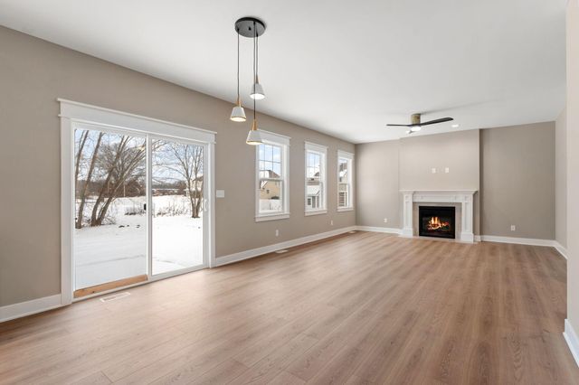 2132 Pradera Trail, Chesterton, IN 46304