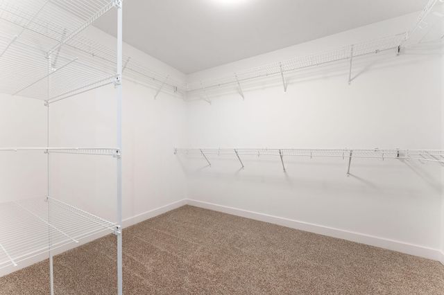 2132 Pradera Trail, Chesterton, IN 46304