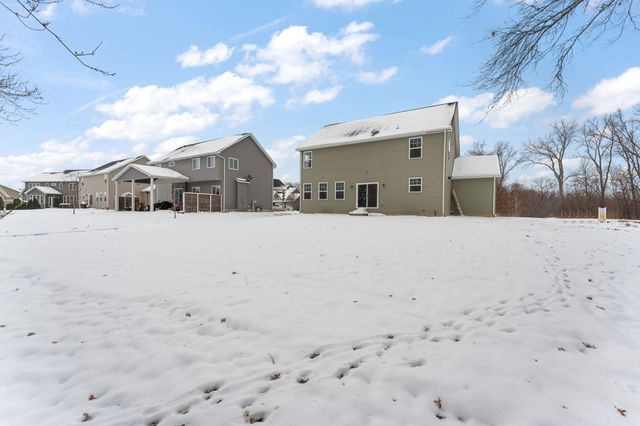 2132 Pradera Trail, Chesterton, IN 46304
