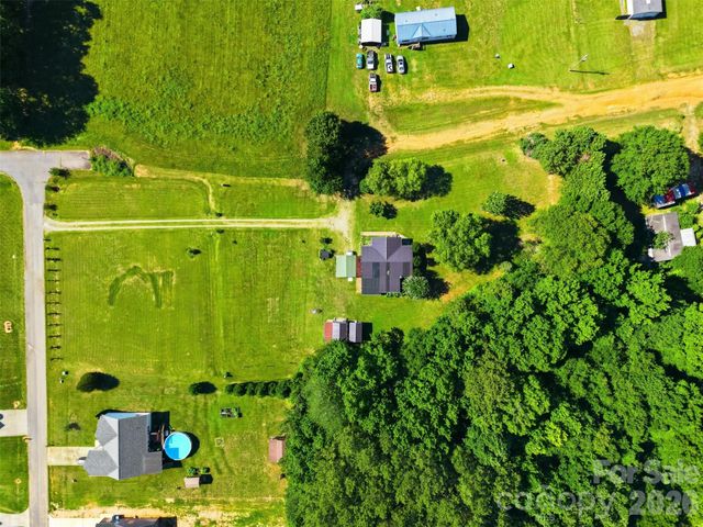 1604 Sugarfarm Road, Catawba, NC 28609