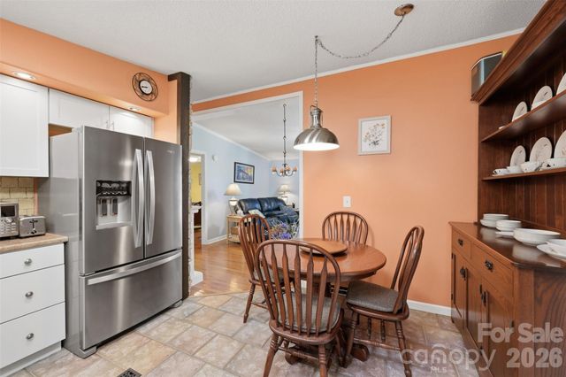 1604 Sugarfarm Road, Catawba, NC 28609