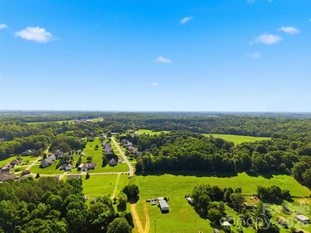 1604 Sugarfarm Road, Catawba, NC 28609