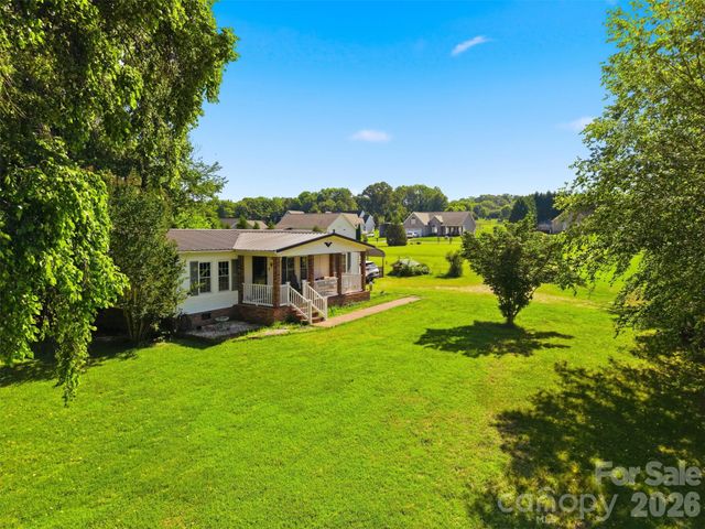 1604 Sugarfarm Road, Catawba, NC 28609