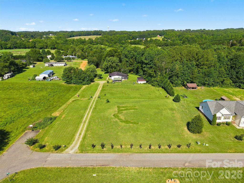 1604 Sugarfarm Road, Catawba, NC 28609