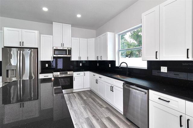 6251 148 AVENUE N, Clearwater, FL 33760