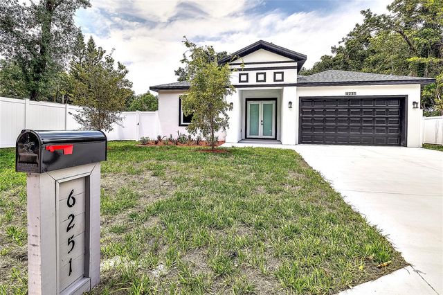 6251 148 AVENUE N, Clearwater, FL 33760