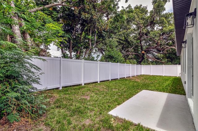 6251 148 AVENUE N, Clearwater, FL 33760