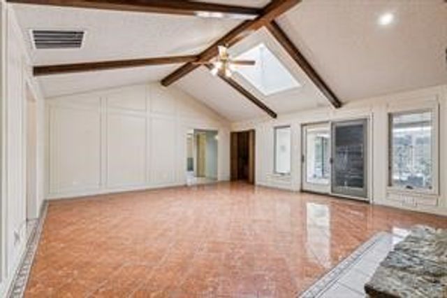 1702 Paisley Drive, Arlington, TX 76015