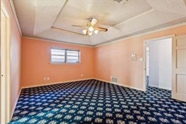 1702 Paisley Drive, Arlington, TX 76015