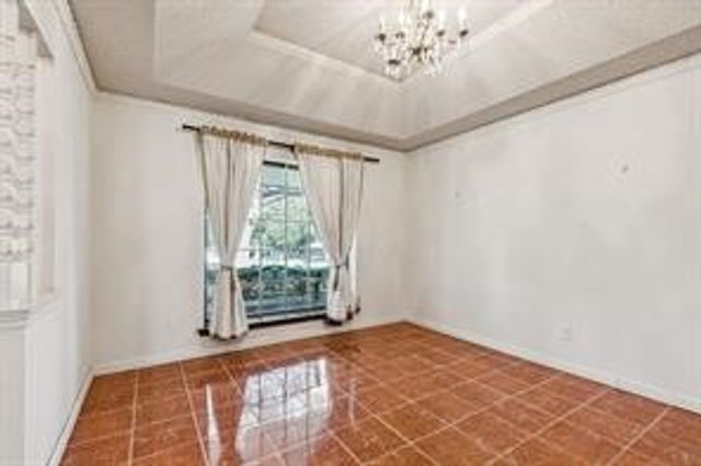 1702 Paisley Drive, Arlington, TX 76015