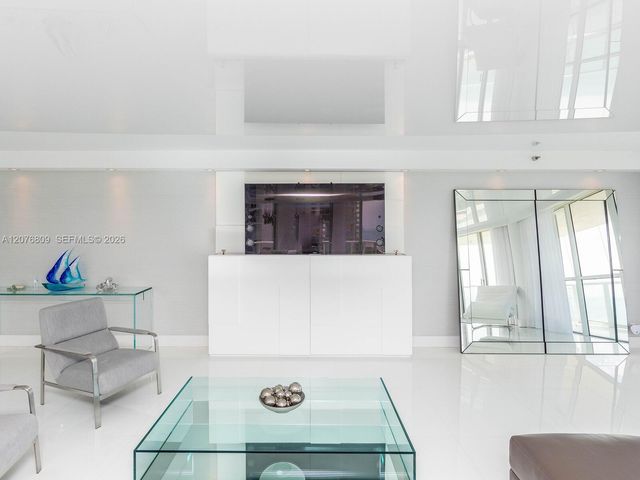 16485 Collins Avenue 1131, Sunny Isles Beach, FL 33160