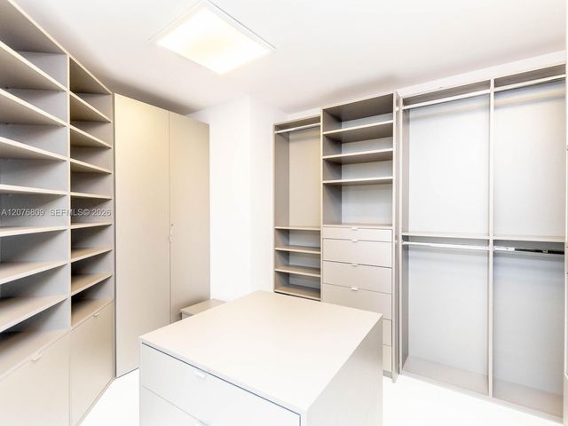 16485 Collins Avenue 1131, Sunny Isles Beach, FL 33160