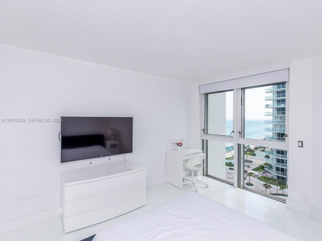16485 Collins Avenue 1131, Sunny Isles Beach, FL 33160