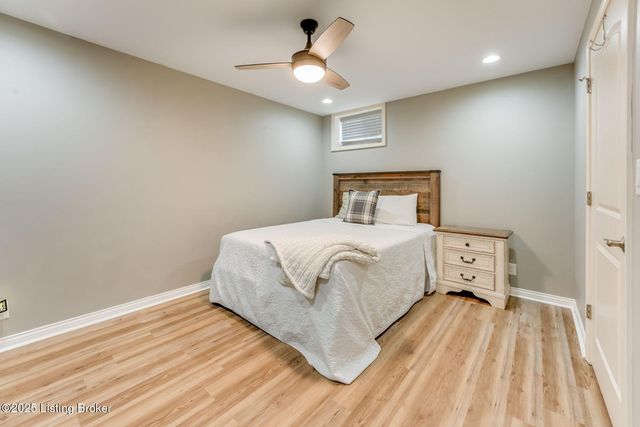 329 Links Dr, Simpsonville, KY 40067