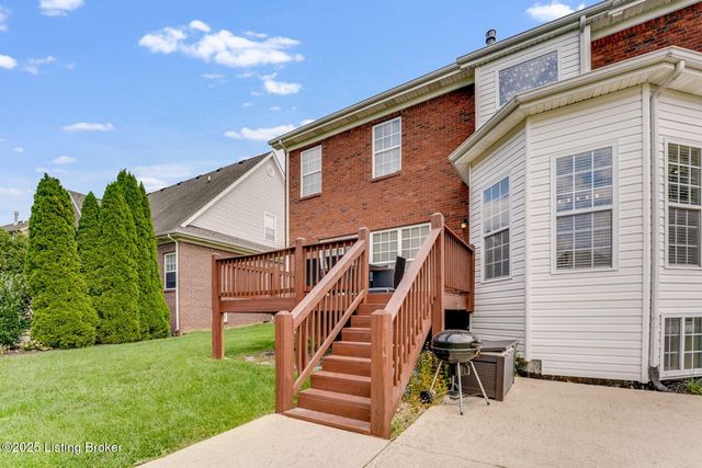 329 Links Dr, Simpsonville, KY 40067