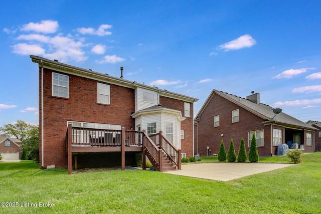 329 Links Dr, Simpsonville, KY 40067