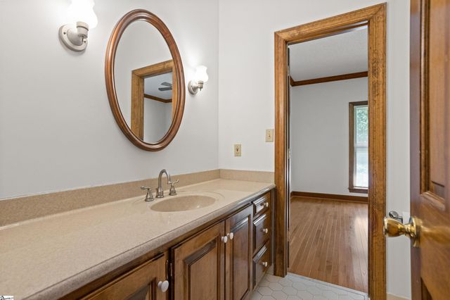 109 Indian Creek Road, Spartanburg, SC 29302