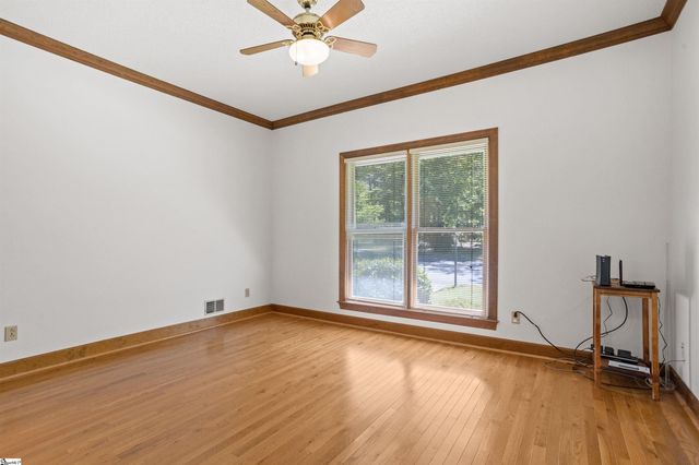 109 Indian Creek Road, Spartanburg, SC 29302