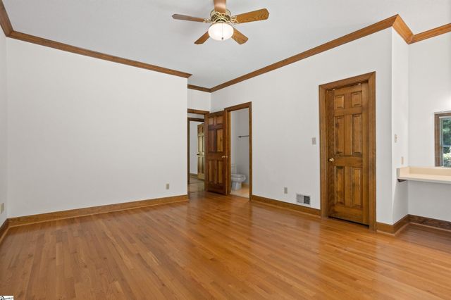 109 Indian Creek Road, Spartanburg, SC 29302