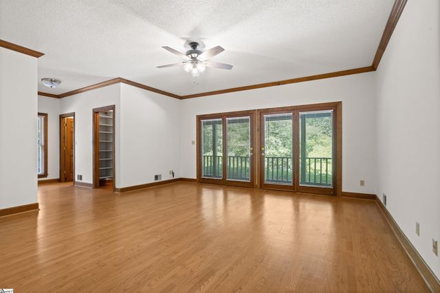 109 Indian Creek Road, Spartanburg, SC 29302