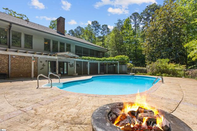 109 Indian Creek Road, Spartanburg, SC 29302