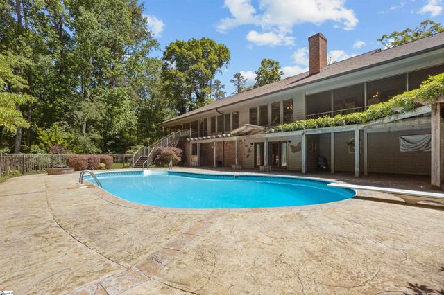 109 Indian Creek Road, Spartanburg, SC 29302