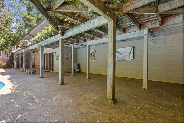 109 Indian Creek Road, Spartanburg, SC 29302