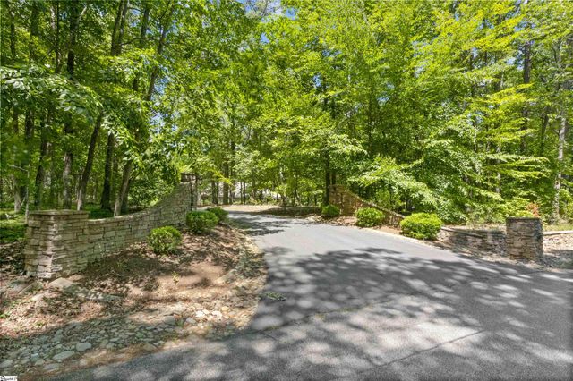 109 Indian Creek Road, Spartanburg, SC 29302