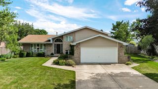 1860 Harvard Lane, New Lenox, IL 60451