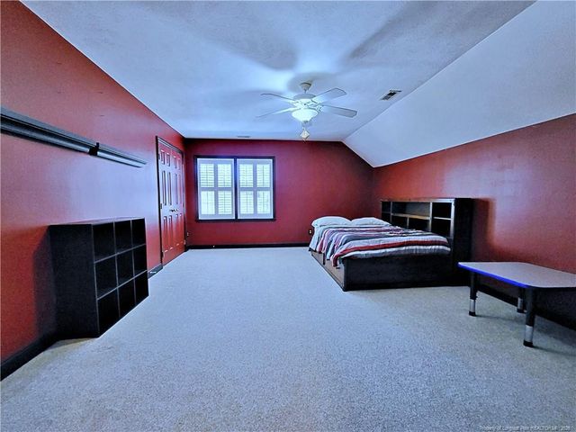 2519 S Edgewater Drive, Fayetteville, NC 28303