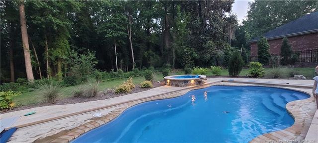 2519 S Edgewater Drive, Fayetteville, NC 28303