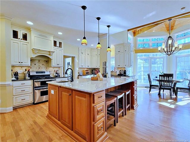 2519 S Edgewater Drive, Fayetteville, NC 28303