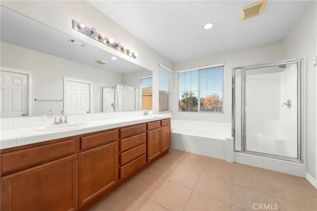 39299 Gainsborough, Palmdale, CA 93551